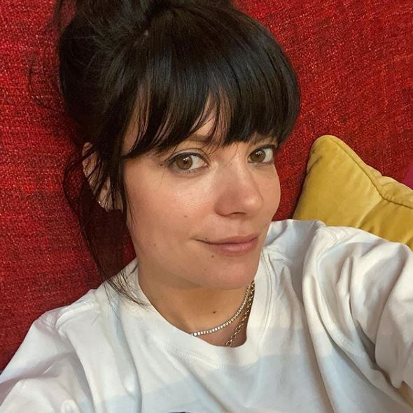 Férjhez ment Lily Allen: Ebben a meseszép Dior ruhában állt oltár elé