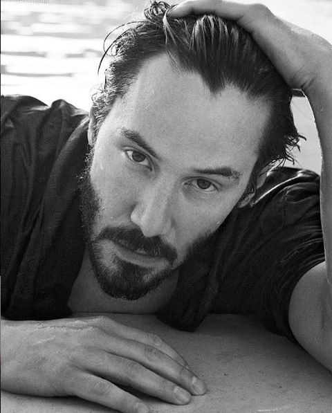 Botrányba keveredett Keanu Reeves, illegális dologra hajtotta a fejét