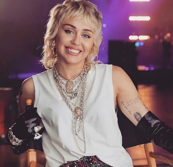 Miley Cyrus nagyon durván lepukkant a karantén alatt