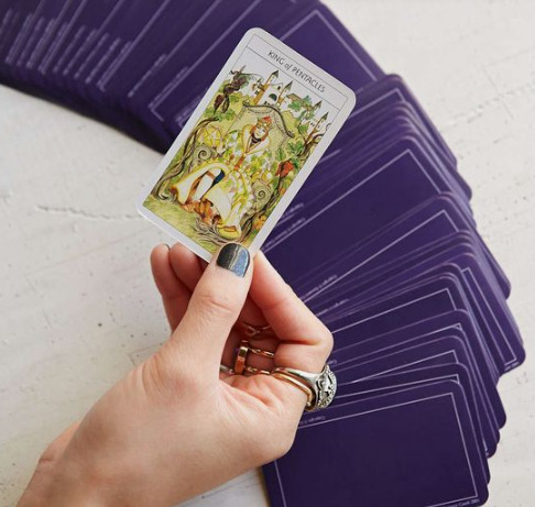 Döntéseiddel járó felelősségedre hívja fel a figyelmed a kártya – Mit üzen a Symbolon-tarot a hétre (2022. május 30. – június 05.)